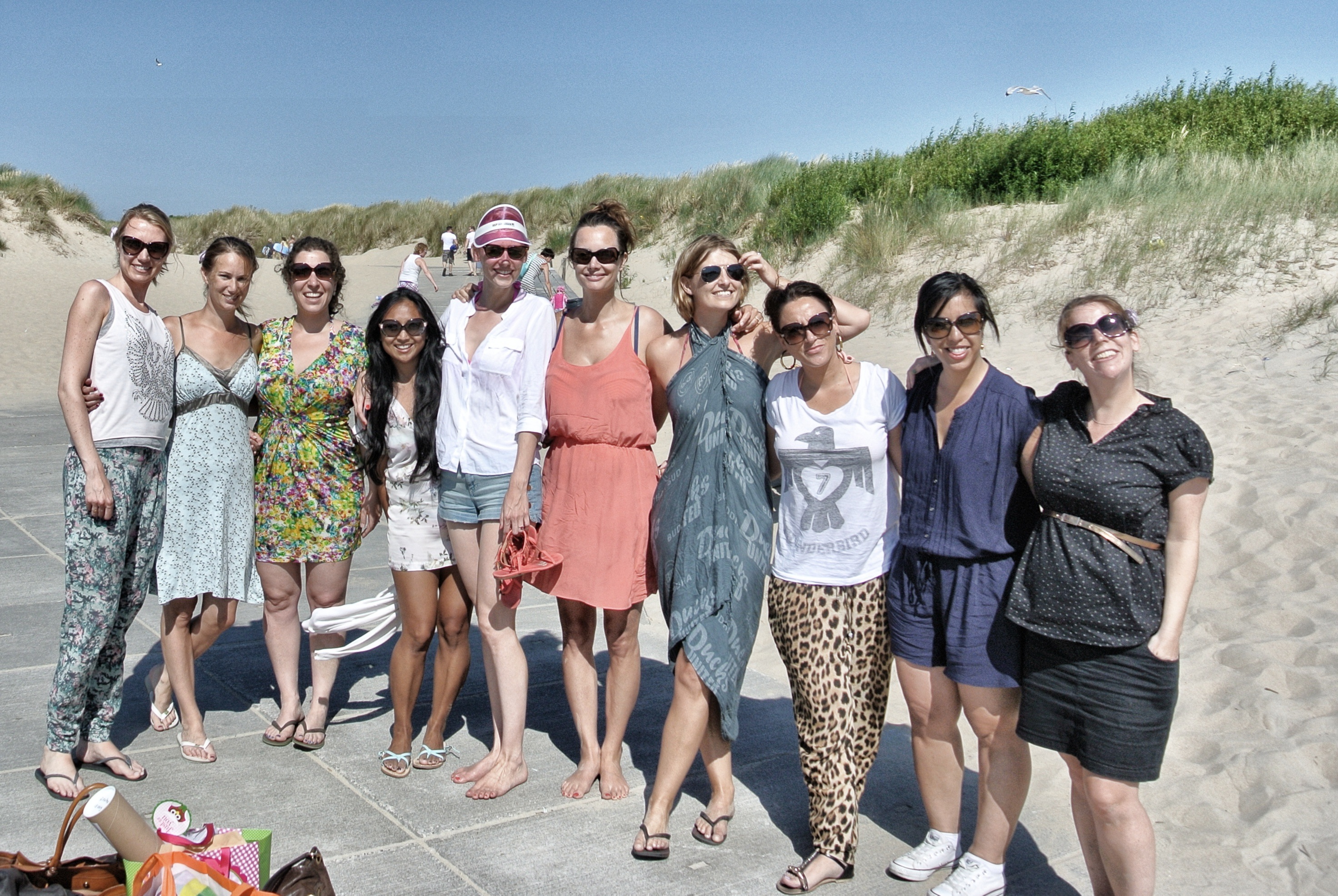 7 Secrets to Making Friends with Dutch Women - Finding Dutchland